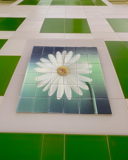 Daisy Flower • 24”x 24” Epoxy Mosaic (36x Tiles)